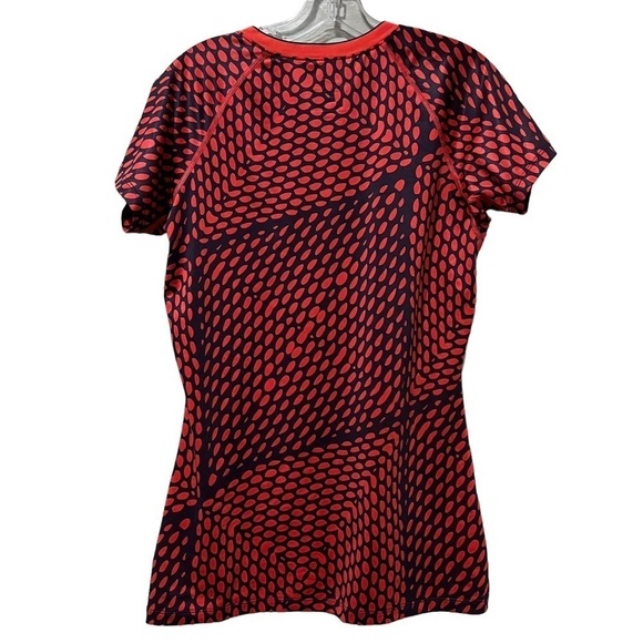 Nike Pro Large Women’s V Neck Red and Purple Shirt P1 - Picture 2 of 5